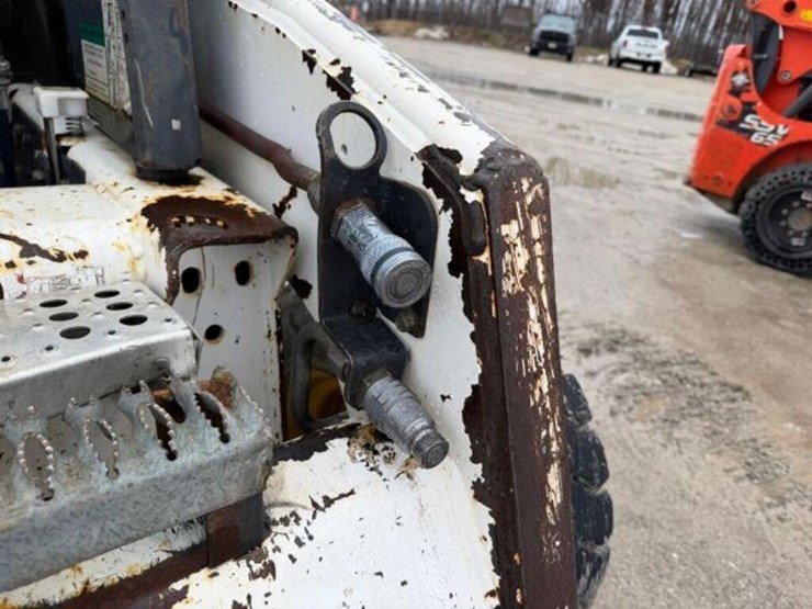 2009-bobcat-864-image-21