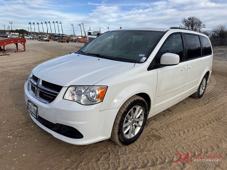 2016-dodge-grand-caravan-image-4