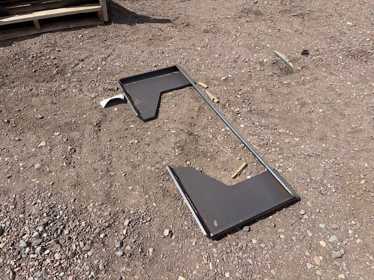 unused-2026-ecotric-3/8-in.-quick-tach-cut-out-mount-plate-image-1