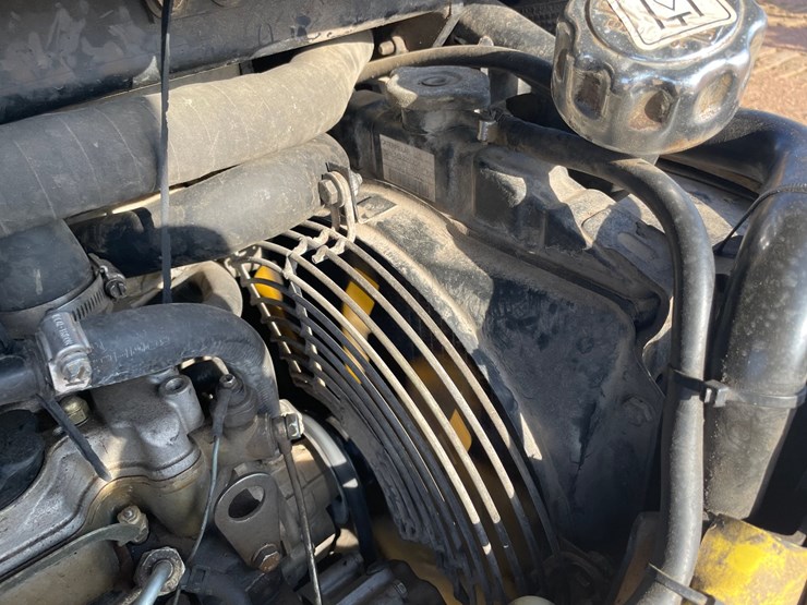 2005-caterpillar-301.8-image-27