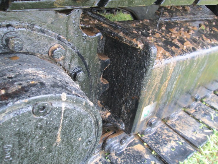 caterpillar-305.5-image-14