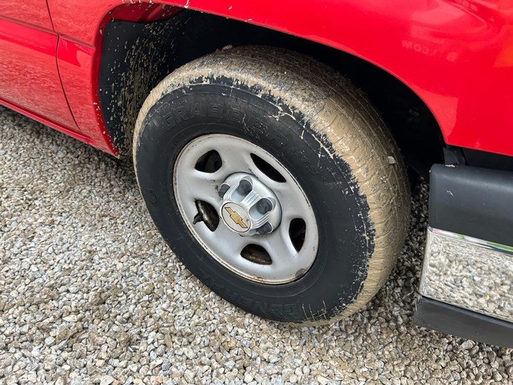 2004-chevrolet-1500-image-10