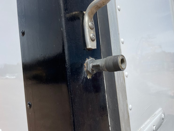 2009-ford-e450-image-36