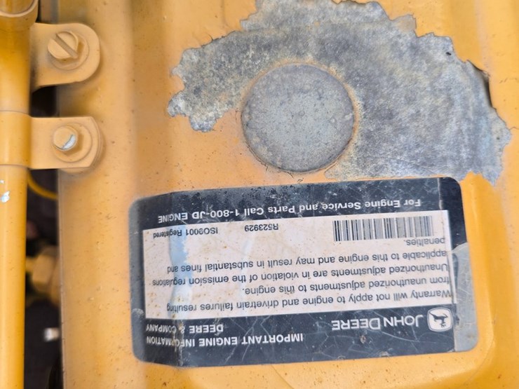 2014-deere-160g-lc-image-66