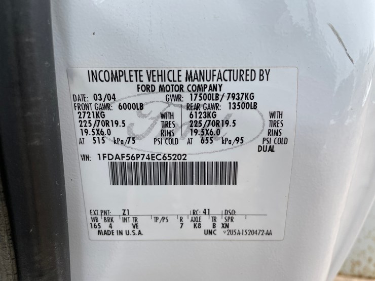 2004-ford-f550-image-38