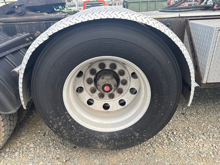 2007-mack-cl733-image-87