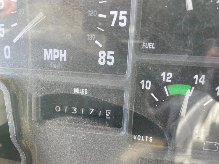 1990-international-4900-image-37