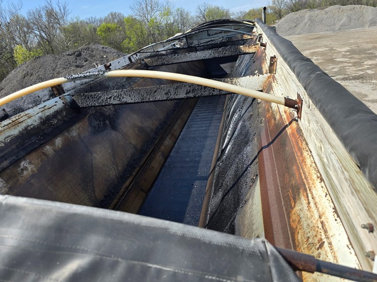 2000-red-river-live-bottom-image-67