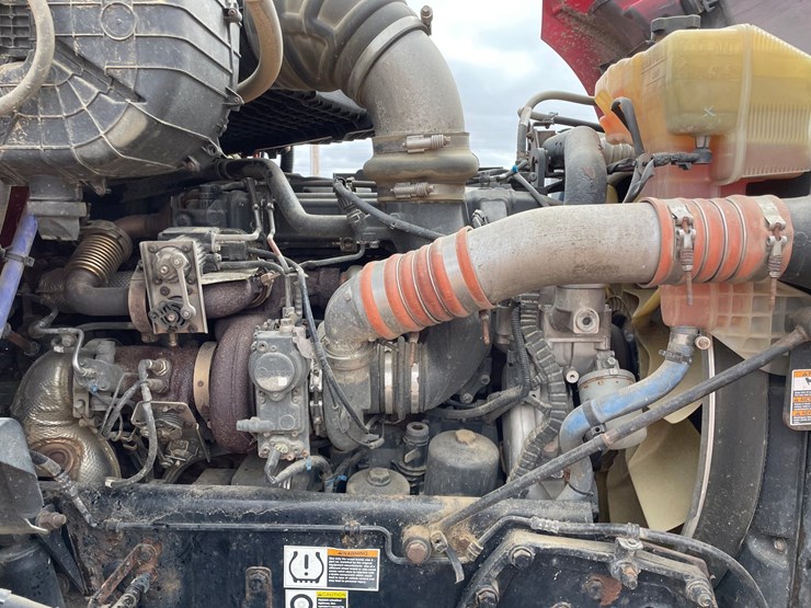 2016-kenworth-t680-image-66