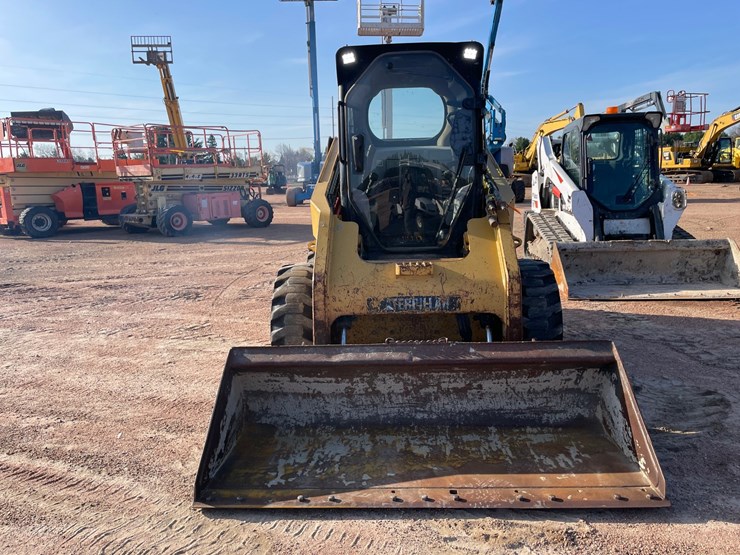 caterpillar-246c-image-2