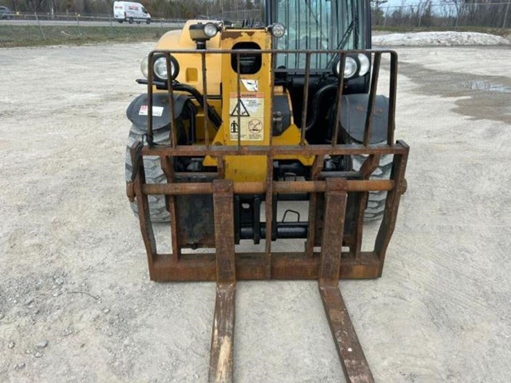 2012-caterpillar-th255-image-44