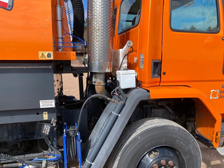 2007-freightliner-fc80-image-45