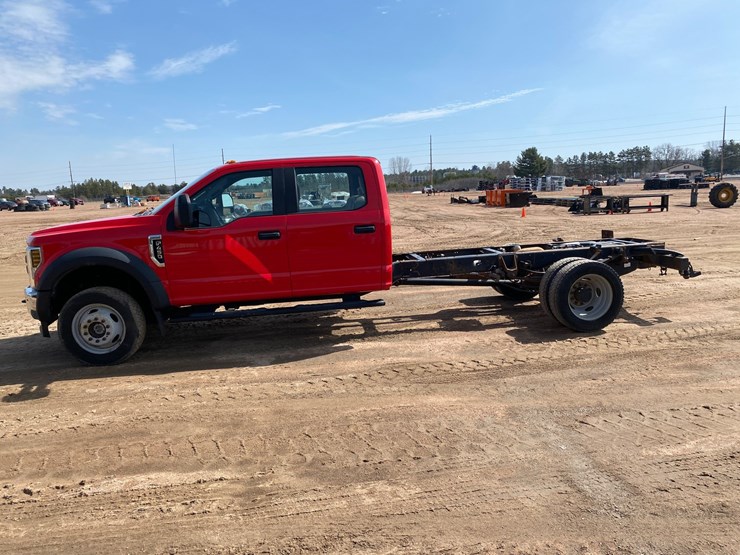 2018-ford-f450-image-11
