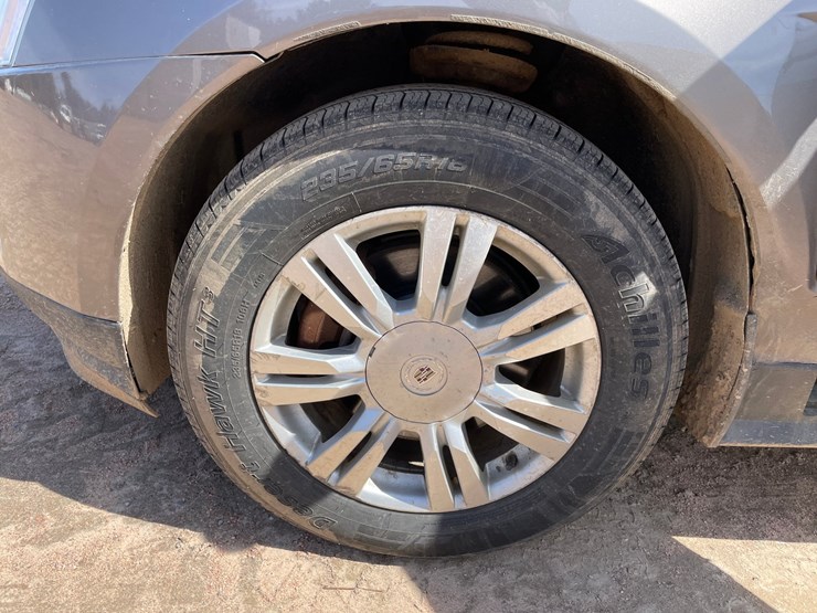 2011-cadillac-srx-image-19