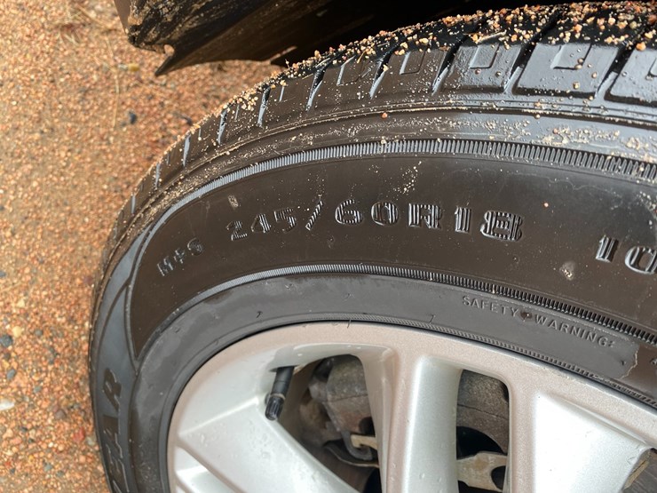 2015-ford-edge-sel-image-14