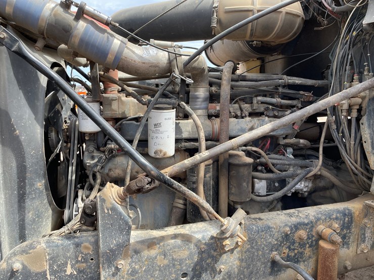 1995-mack-cl713-image-44
