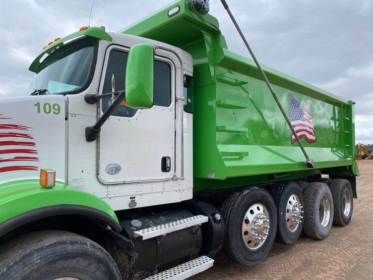 2015-kenworth-t800-image-12