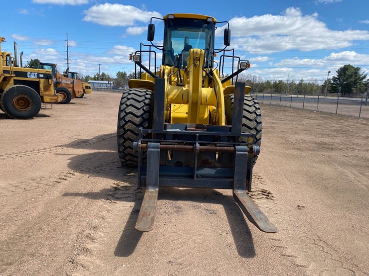 2005-new-holland-lw230b-image-2