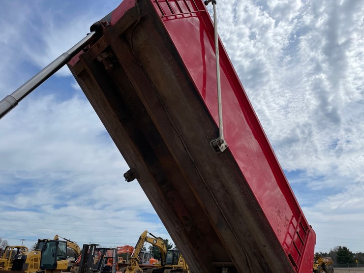 2005-caterpillar-c13-image-20