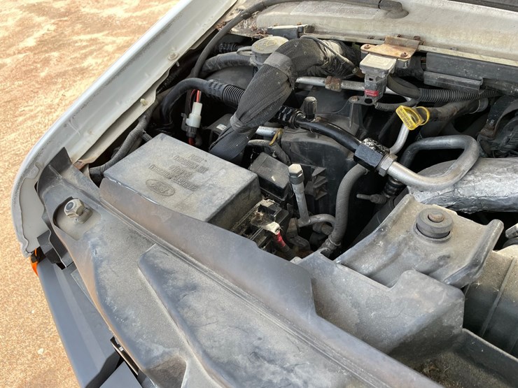 2006-ford-e350-image-25