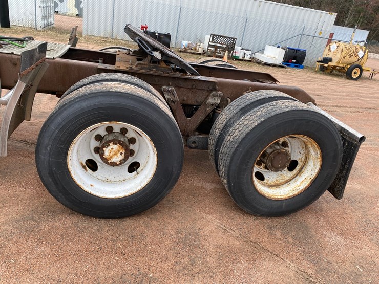 1998-kenworth-t800-image-17