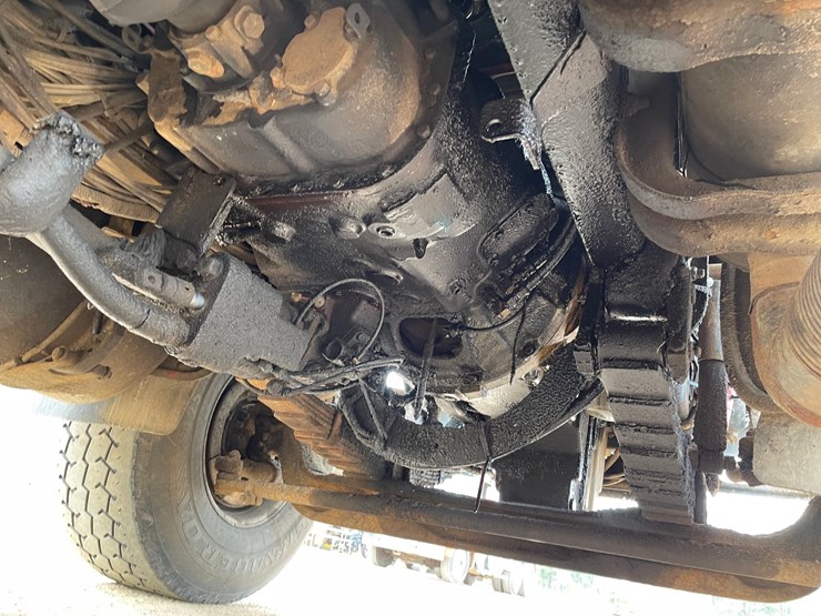 2005-caterpillar-c13-image-46