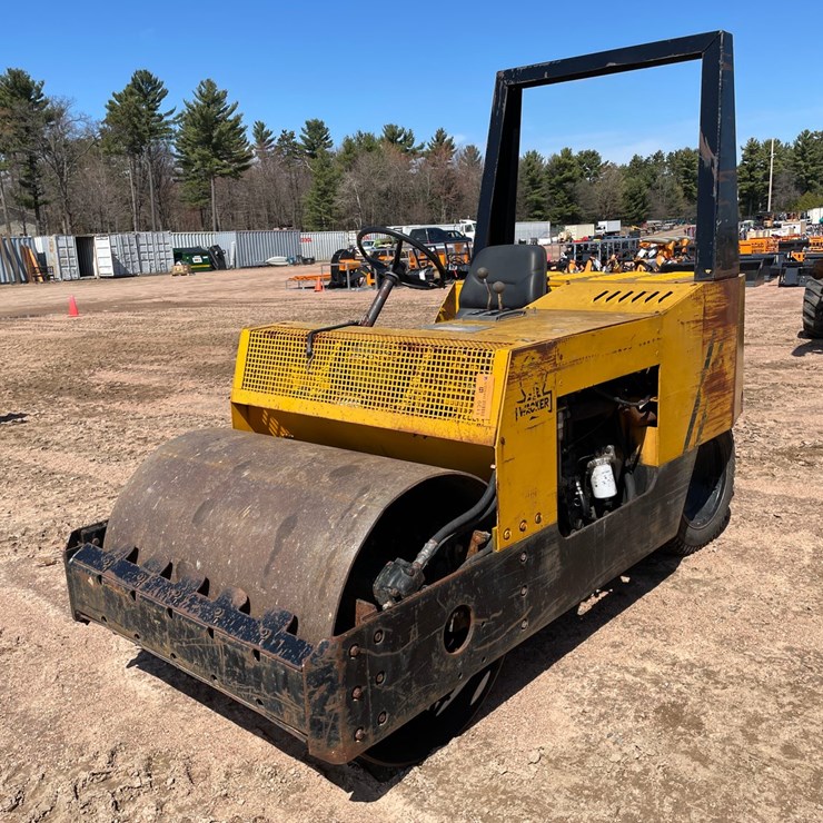 WACKER NEUSON R1000