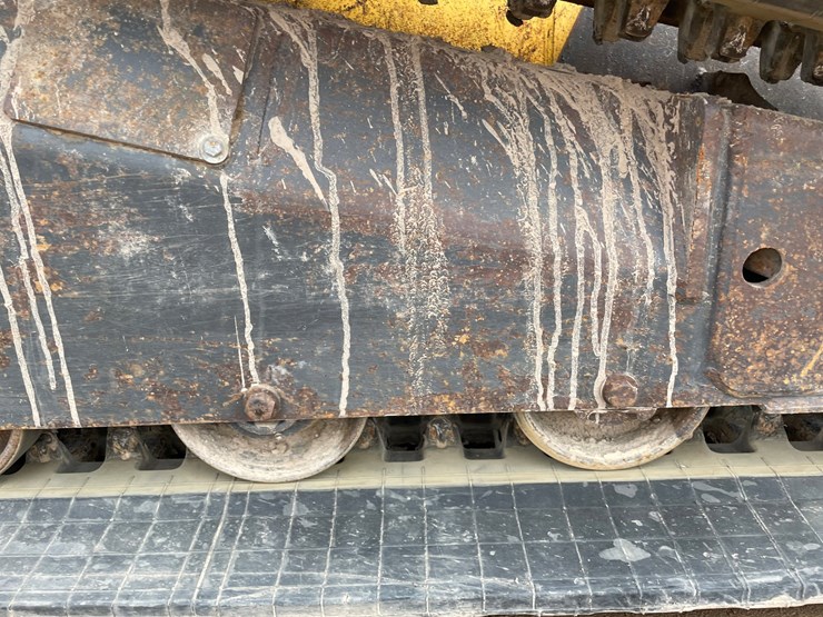 2007-new-holland-c185-image-26