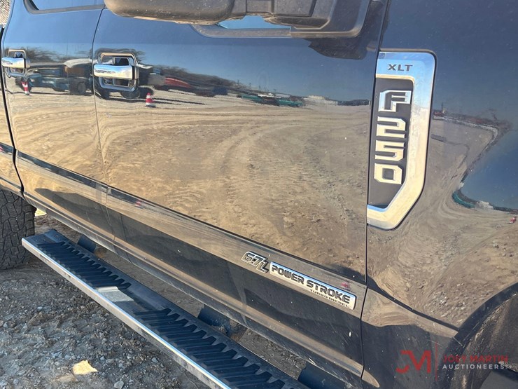 2019-ford-f250-xlt-image-6