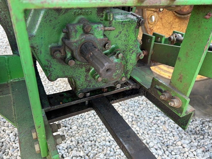 john-deere-60-image-15