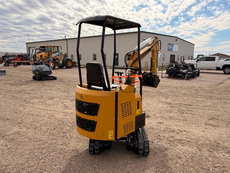 unused-2026-ats-rt15r-mini-excavator-image-6