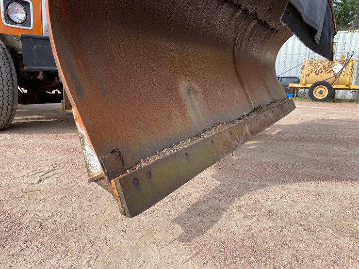 1995-international-2554-image-10