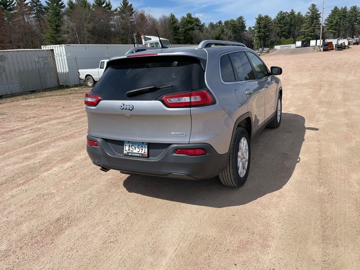 2014-jeep-cherokee-image-8