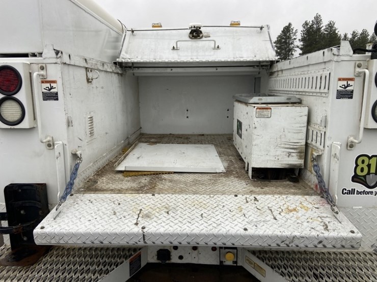 2016-ford-f350-sd-image-30