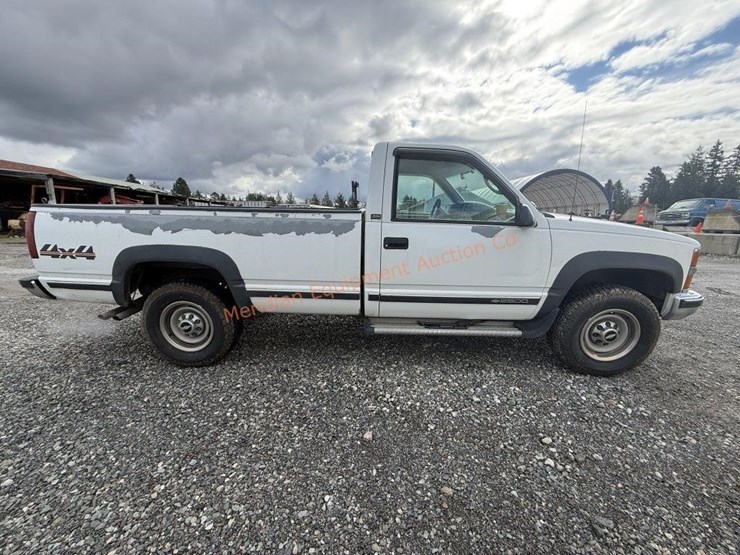 1995-chevrolet-gmt400-image-9