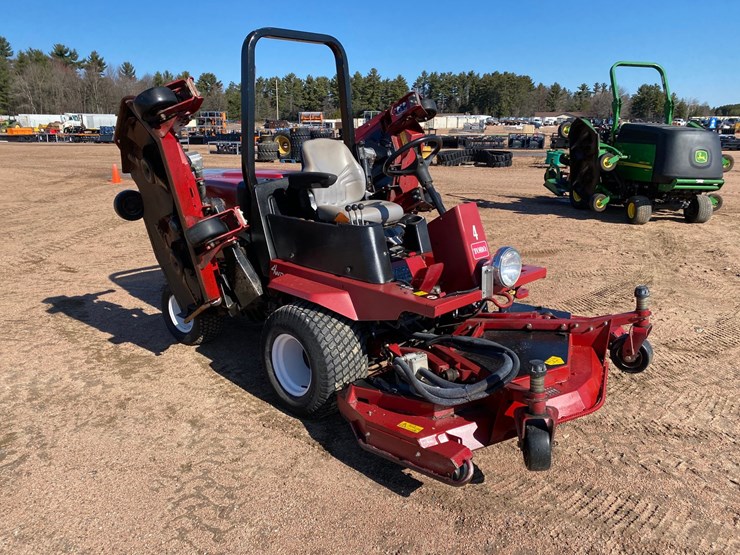 toro-groundsmaster-4000d-image-3