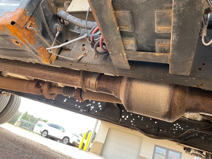 2009-ford-e450-image-26