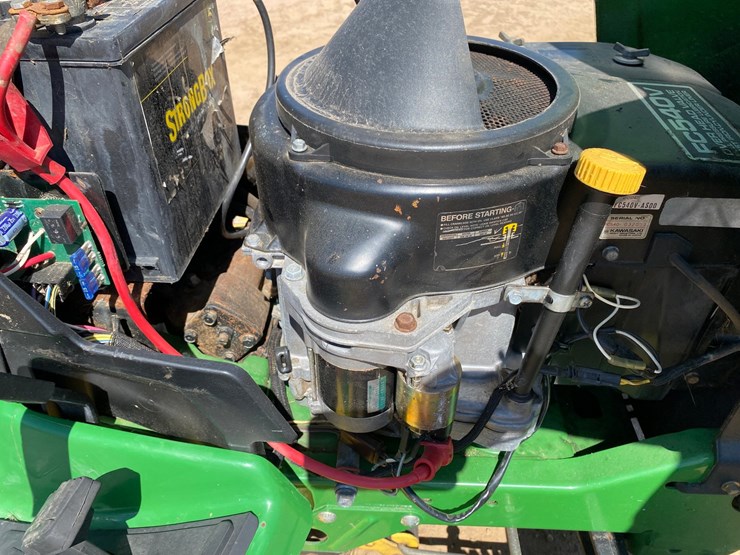 john-deere-325-image-27