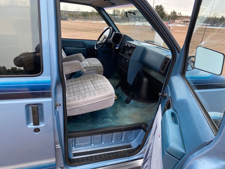 1985-chevrolet-astro-image-29