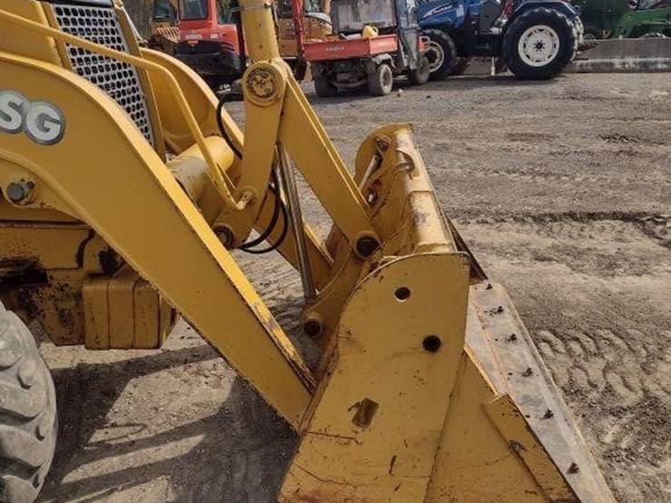 2002-deere-310sg-image-18