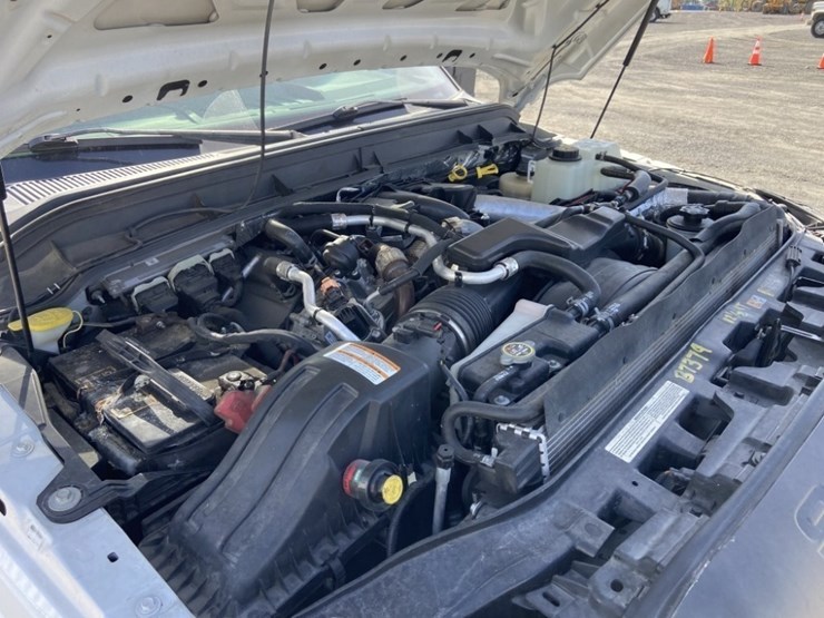 2014-ford-f250-xl-image-38