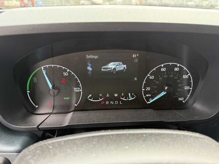 2024-ford-maverick-image-28