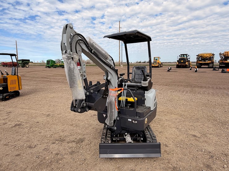unused-2026-landhero-ats-me18-mini-excavator-image-2