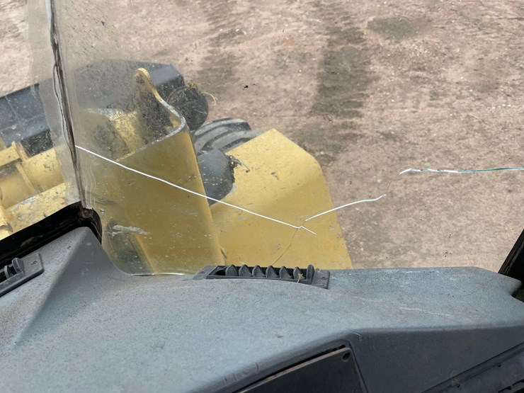 2002-caterpillar-914g-image-34