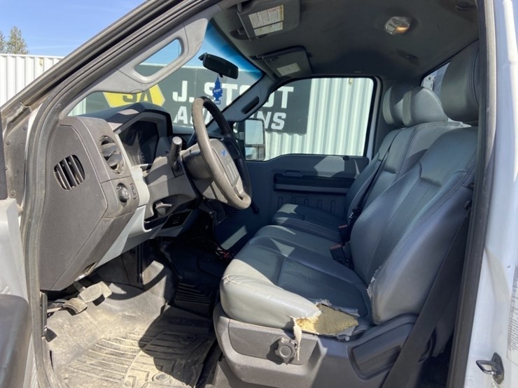 2014-ford-f250-xl-image-14