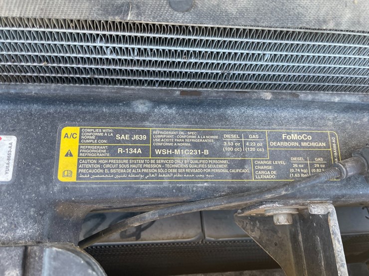 2012-ford-f550-image-43