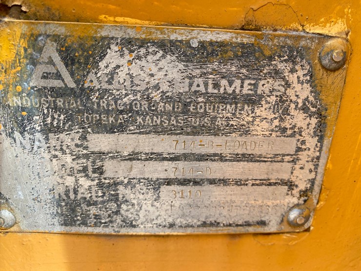 #1004-•-1982-allis-chalmers-714-series-b-industrial-plow-tractor-image-45
