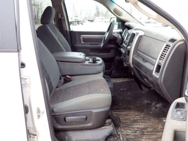 2018-ram-2500-hd-image-40