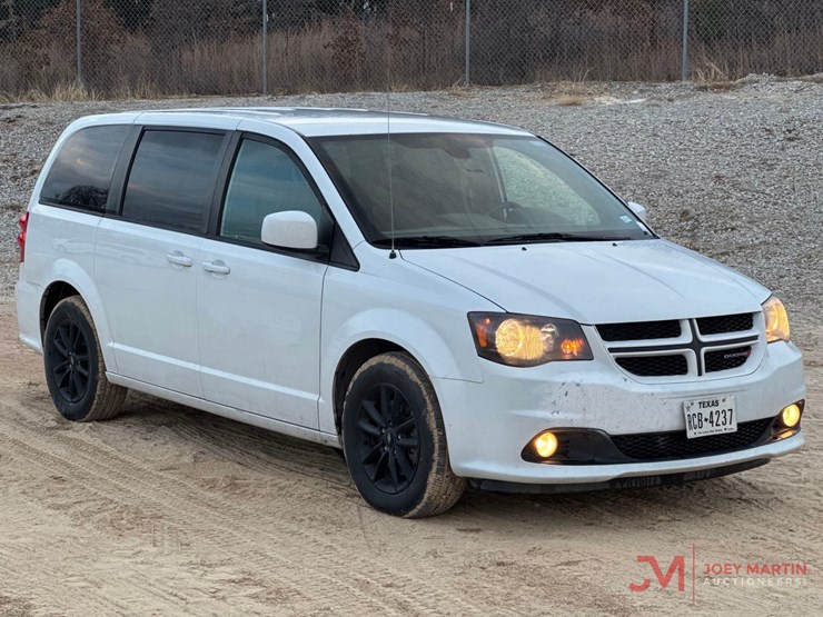 2019-dodge-grand-caravan-image-1