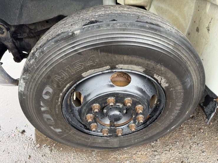 2006-international-durastar-4400-image-16